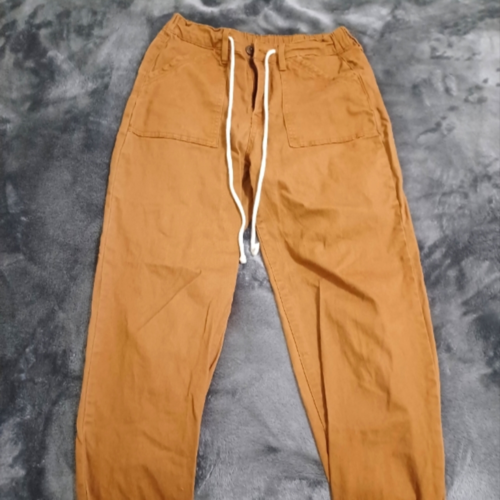 NoBo khaki joggers, size medium in womens